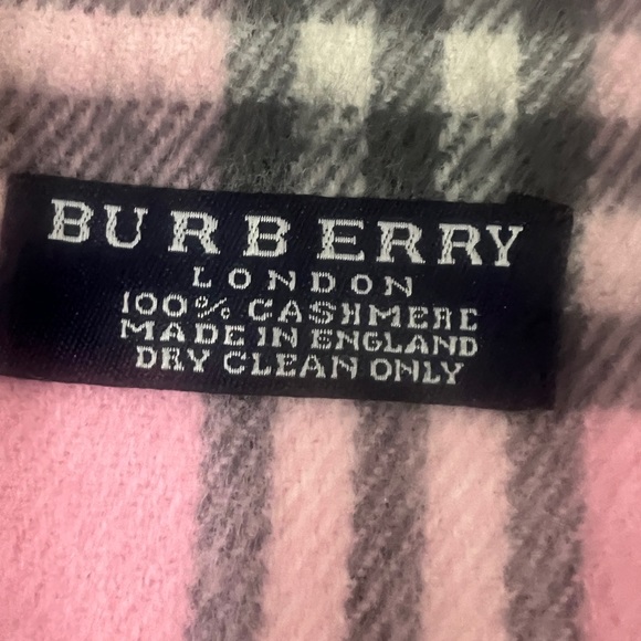 Burberry London Cashmere Check Pattern Scarf - Picture 4 of 4